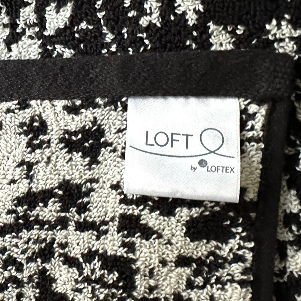Loft by Loftex 2 Pc Bath Towels Set Black & Light Gray Modern Print SUSTAINABLE